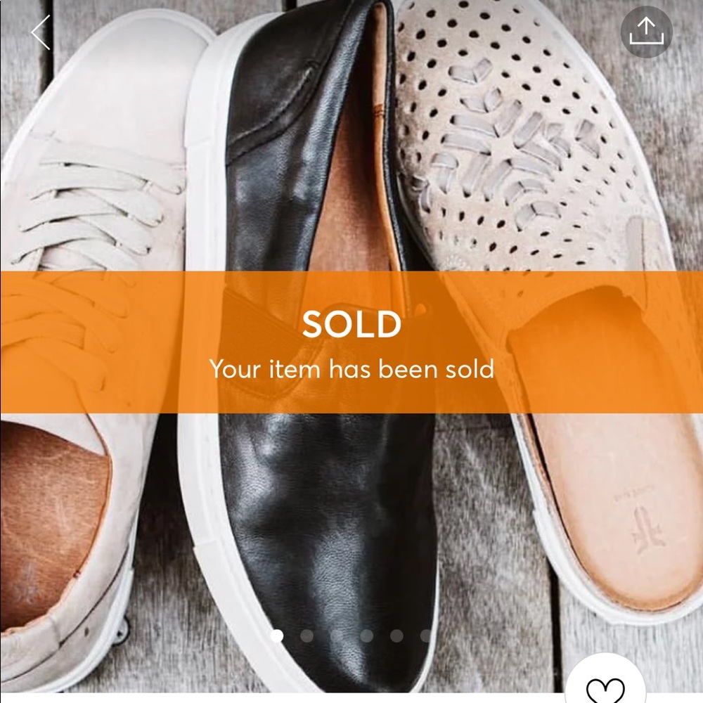 SOLD‼️Frye Dylan Slip On